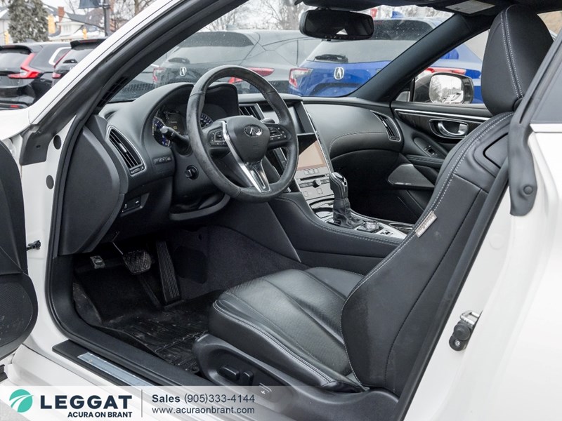 2017 INFINITI Q60 2dr Cpe 3.0t