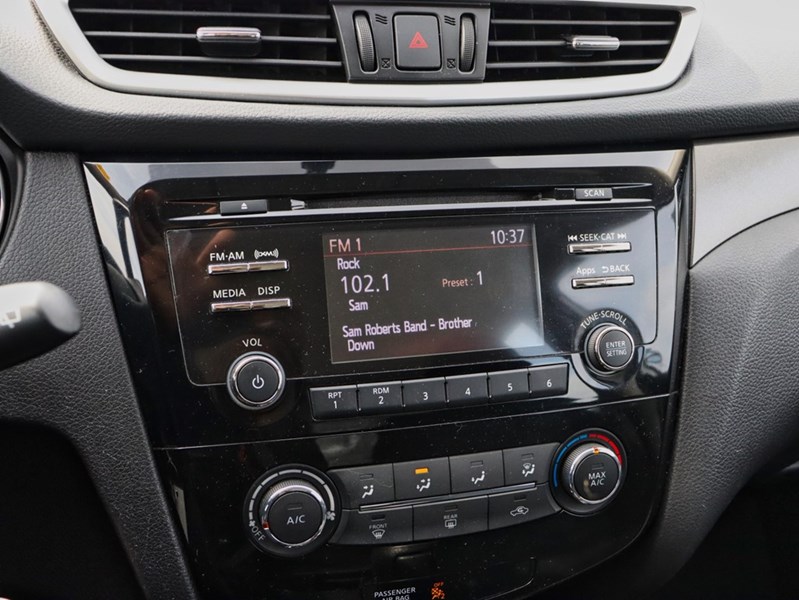 2015 Nissan Rogue AWD 4dr SV