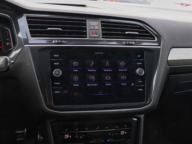 2022 Volkswagen Tiguan Comfortline R-Line Black Edition 4MOTION