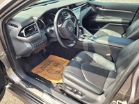 2020 Toyota Camry Hybrid Hybrid XLE Auto