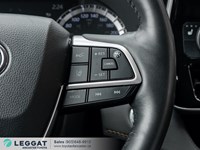 2022 Toyota Highlander Hybrid Hybrid XLE AWD