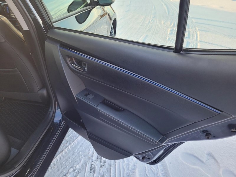 2018 Toyota Corolla SE CVT