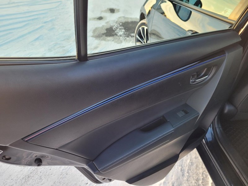 2018 Toyota Corolla SE CVT