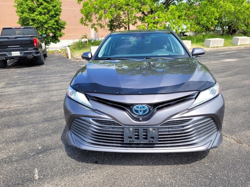 2020 Toyota Camry Hybrid Hybrid XLE Auto