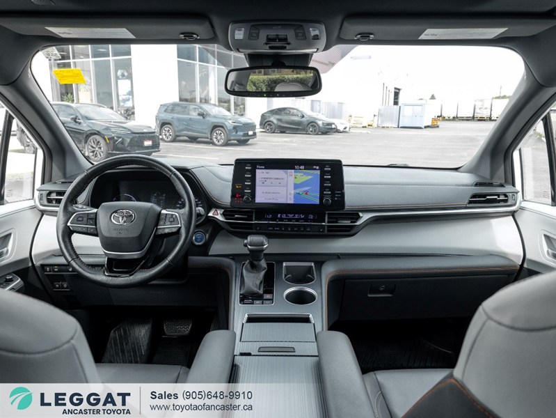 2021 Toyota Sienna XSE FWD