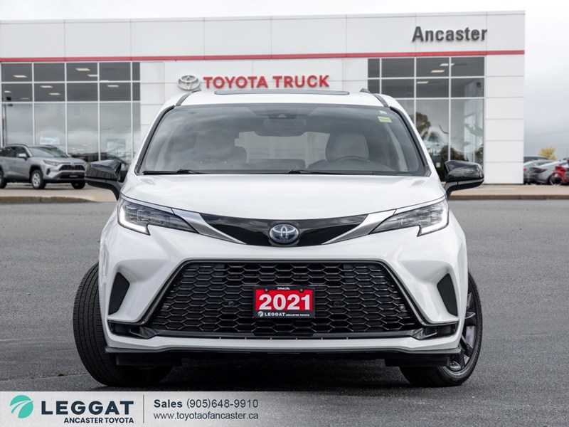 2021 Toyota Sienna XSE FWD