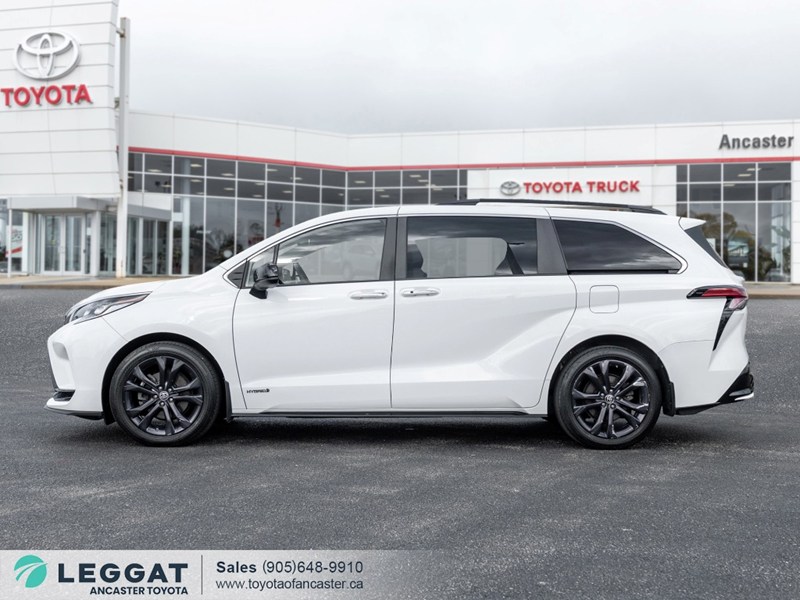 2021 Toyota Sienna XSE FWD