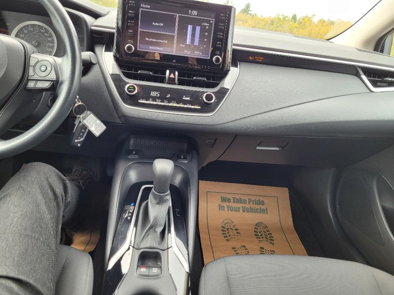 2022 Toyota Corolla LE CVT