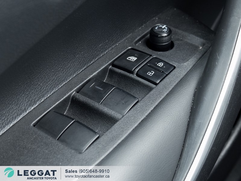 2022 Toyota Corolla SE CVT