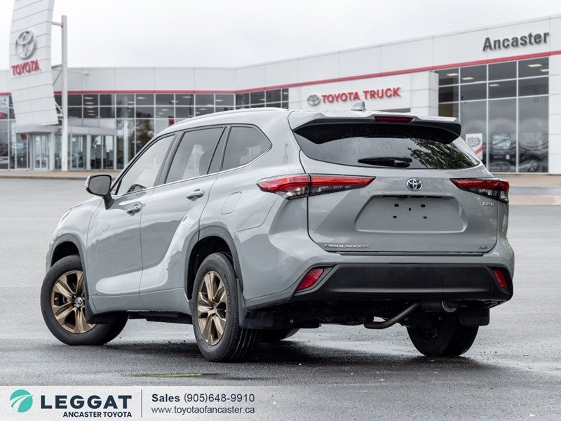 2022 Toyota Highlander Hybrid Hybrid XLE AWD