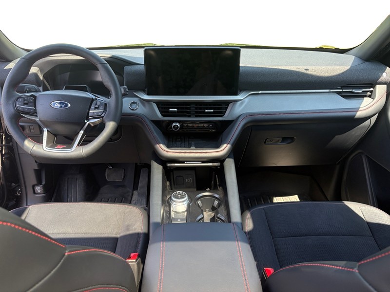 2025 Ford Explorer ST 4WD|400hp|3 Rows|Accident Free