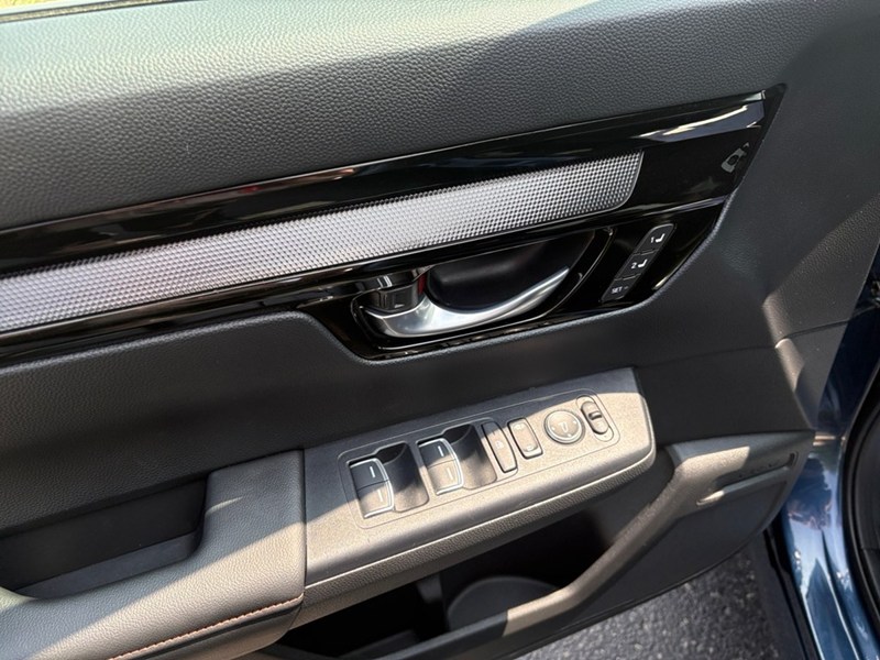 2025 Honda CR-V Hybrid Touring AWD
