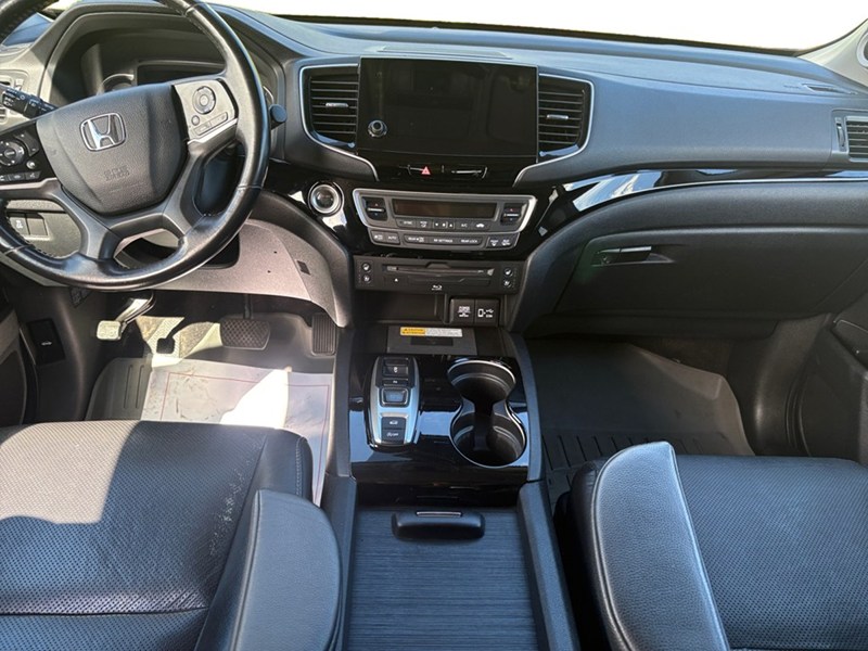 2019 Honda Pilot Touring 8-Passenger AWD|V6|TOWS 5,000LBS