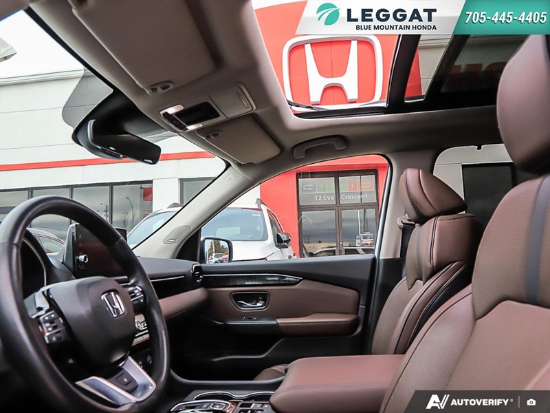 2025 Honda Pilot Touring AWD|Low KM|Accident Free