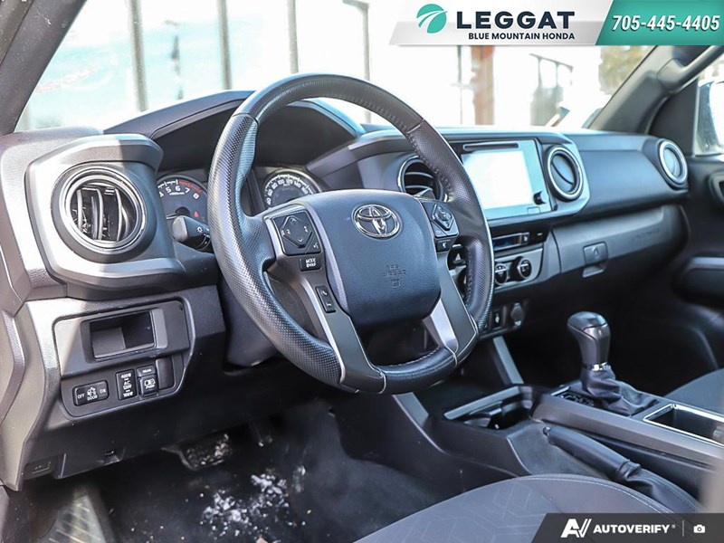 2017 Toyota Tacoma 4WD Double Cab V6 TRD Sport|Accident Free|Safetied