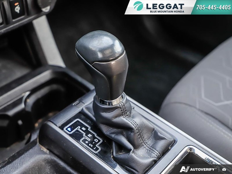 2017 Toyota Tacoma 4WD Double Cab V6 TRD Sport|Accident Free|Safetied