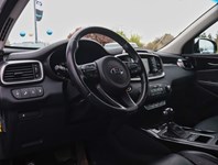 2017 Kia Sorento AWD 4dr EX V6 7-Seater