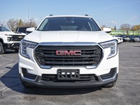 2022 GMC Terrain FWD 4dr SLE