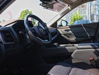2023 Nissan Rogue AWD SV Moonroof