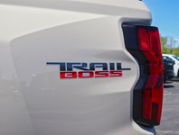 2026 Chevrolet Colorado 4WD Crew Cab Trail Boss
