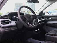 2027 Chevrolet Bolt FWD 4dr LT