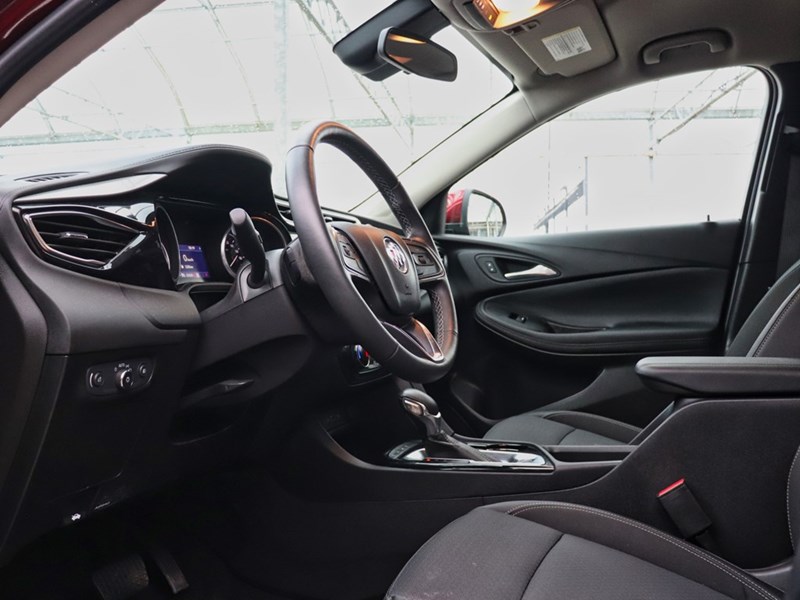 2022 Buick Encore GX PREFERRED | AWD | OFFLEASE | 2SETSOFTIRES | LOWKMS