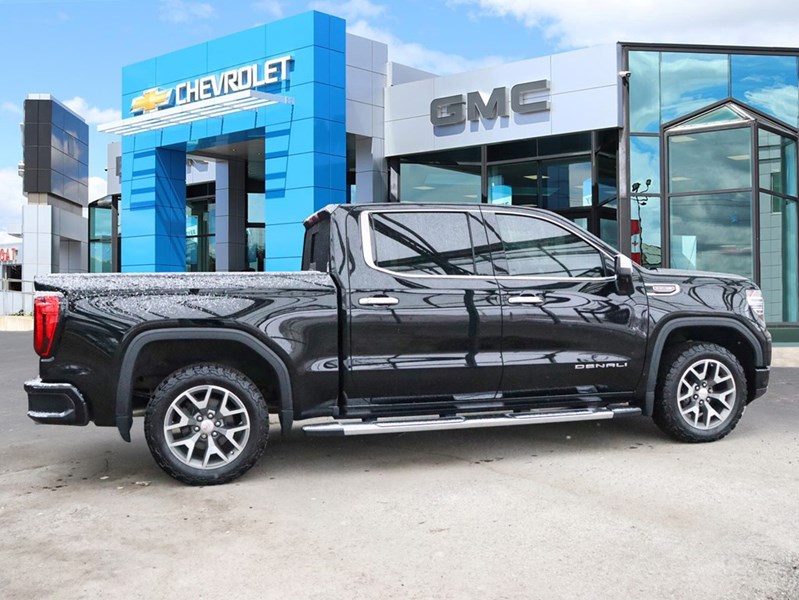 2022 GMC Sierra 1500 DENALI | 6.2L V8 | ROOF | ONLY71000KM | NEWBRAKES