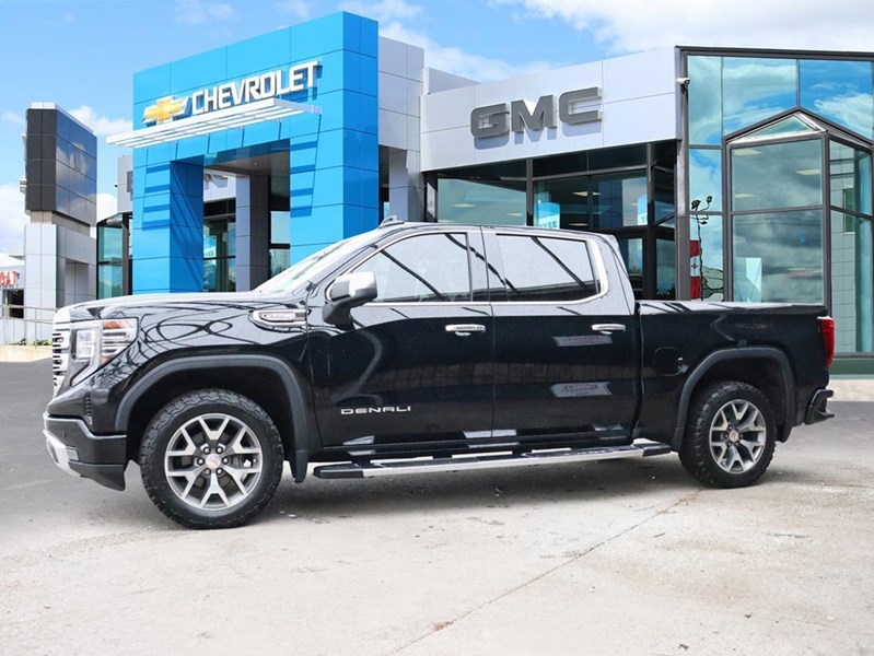 2022 GMC Sierra 1500 DENALI | 6.2L V8 | ROOF | ONLY71000KM | NEWBRAKES