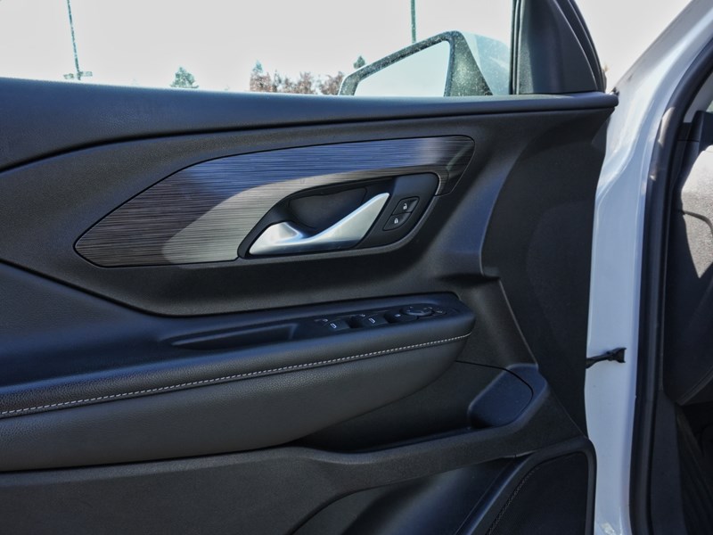 2022 GMC Terrain FWD 4dr SLE