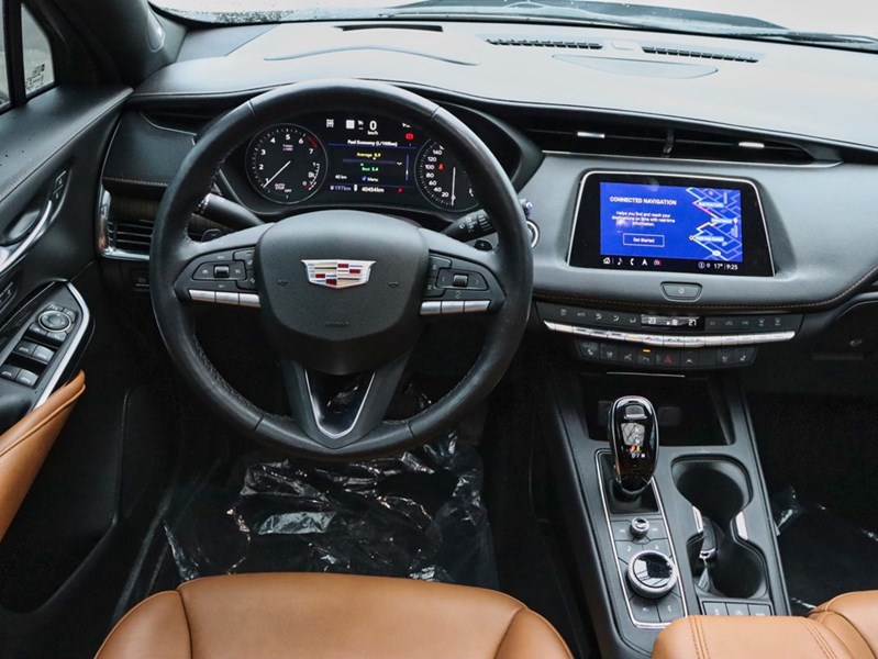 2023 Cadillac XT4 AWD 4dr Premium Luxury