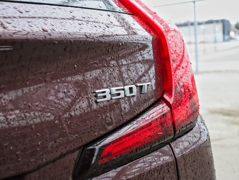 2023 Cadillac XT4 AWD 4dr Premium Luxury