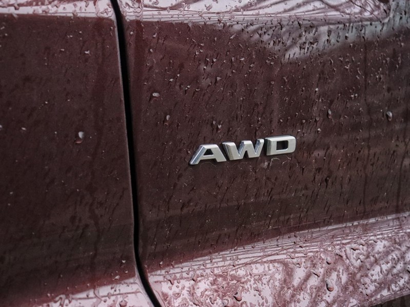 2023 Cadillac XT4 AWD 4dr Premium Luxury