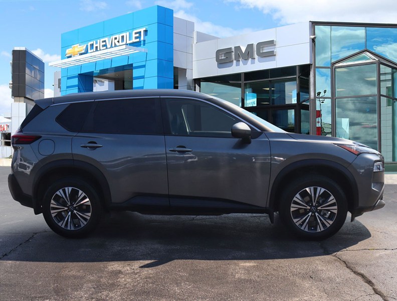 2023 Nissan Rogue AWD SV Moonroof