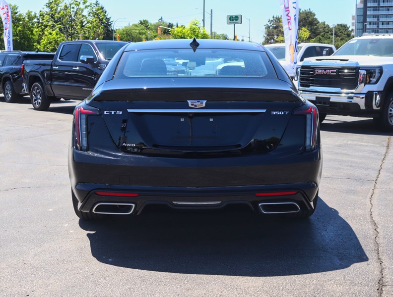 2024 Cadillac CT5 4dr Sdn Sport