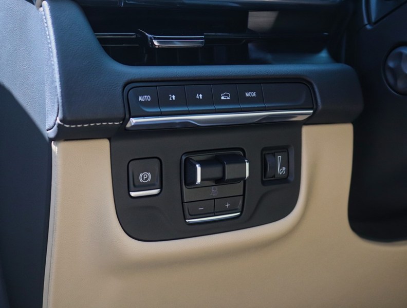 2024 Cadillac Escalade 4WD 4dr Premium Luxury
