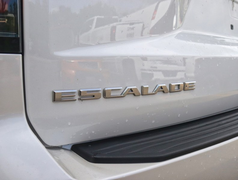 2024 Cadillac Escalade 4WD 4dr Premium Luxury