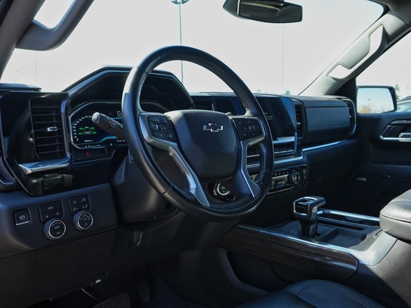 2024 Chevrolet Silverado 1500 4WD Crew Cab 147