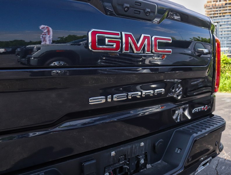2024 GMC Sierra 1500 4WD Crew Cab 157