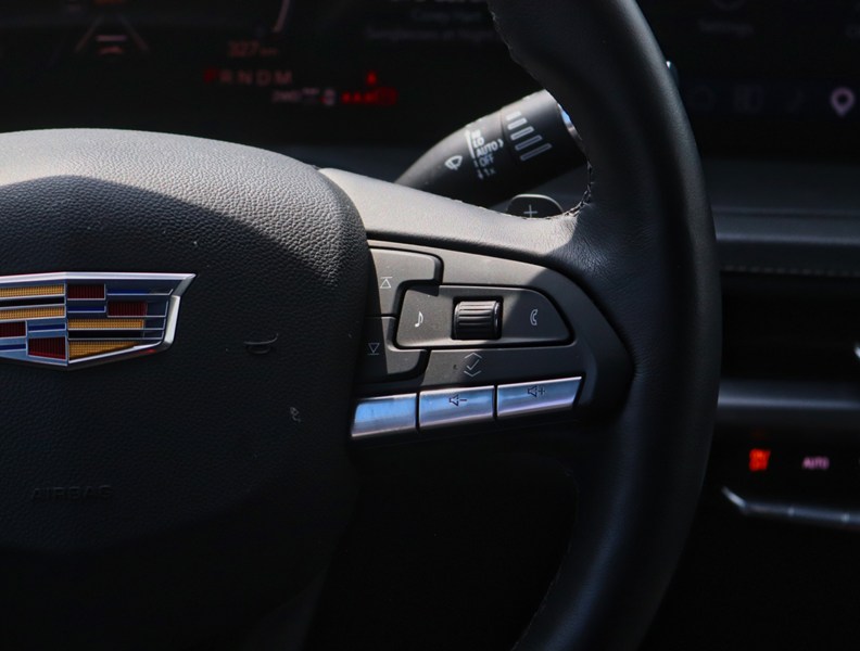 2025 Cadillac XT4 AWD 4dr Premium Luxury