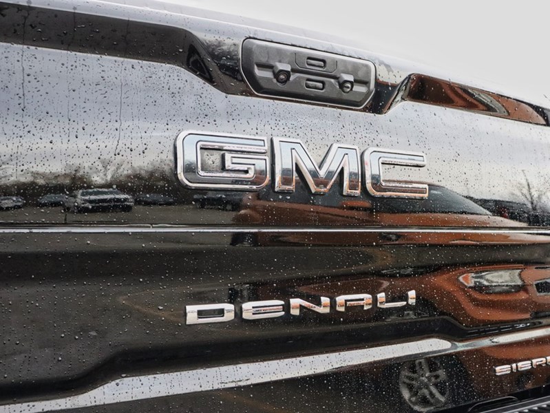2025 GMC Sierra 1500 ULTIMATE DENALI | DIESEL | NOLUXTAX | FULLYLOADED