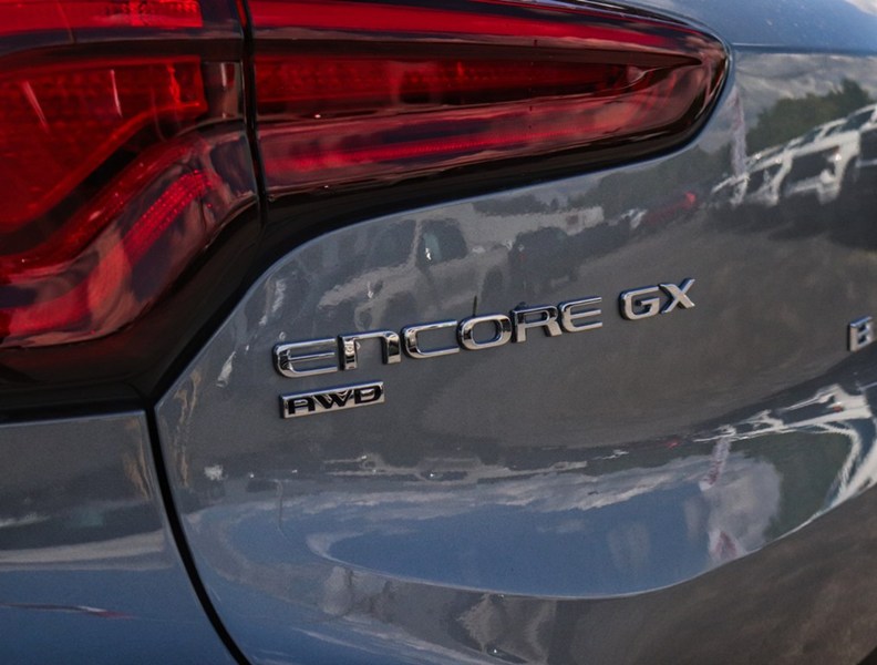 2026 Buick Encore GX AWD 4dr Sport Touring