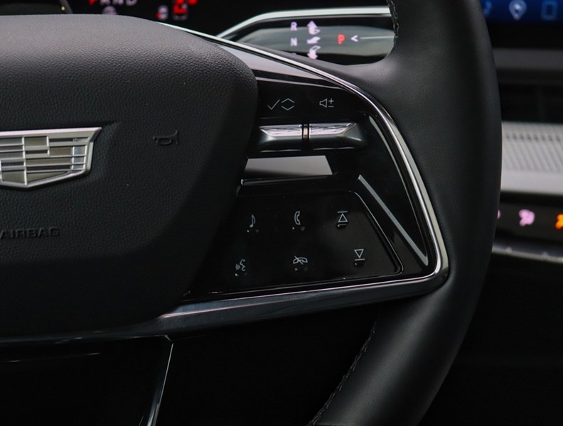 2026 Cadillac OPTIQ 4dr Sport