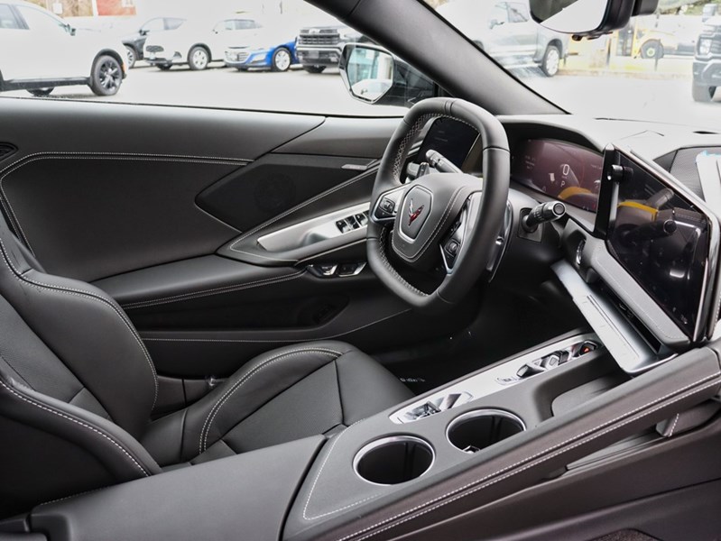 2026 Chevrolet Corvette 2dr Stingray Conv w/1LT