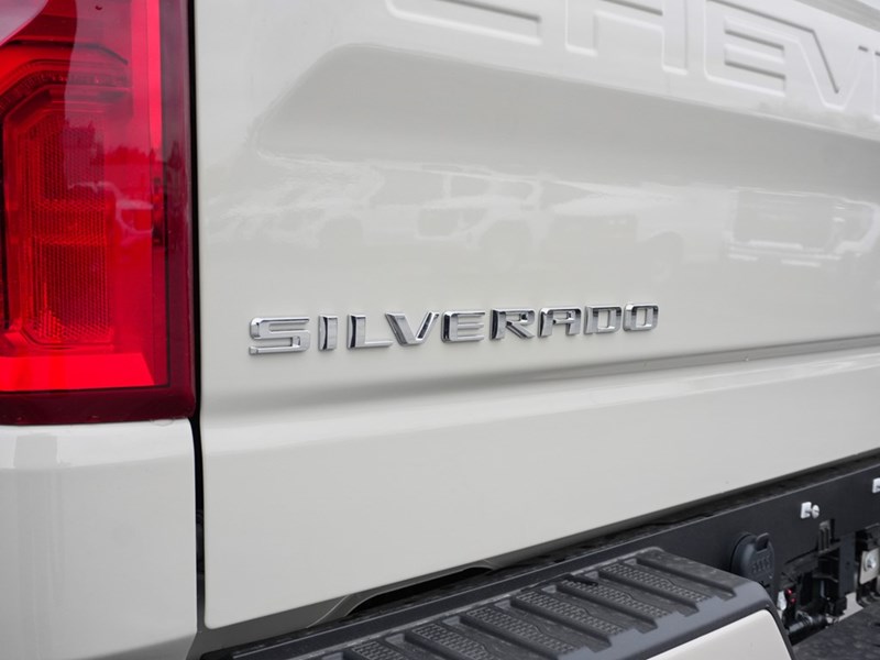 2026 Chevrolet Silverado 1500 4WD Crew Cab 147