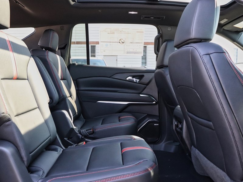 2026 Chevrolet Traverse AWD 4dr RS