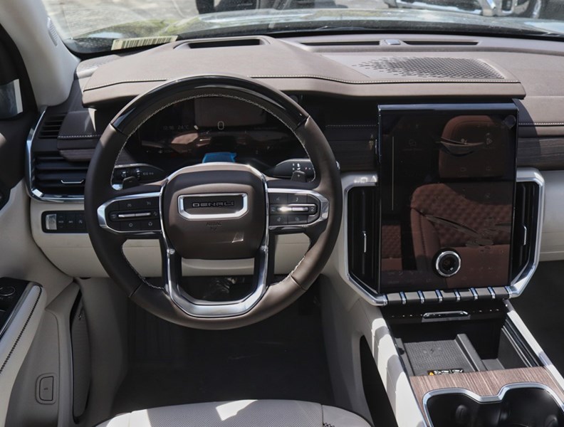 2026 GMC Acadia AWD 4dr Denali