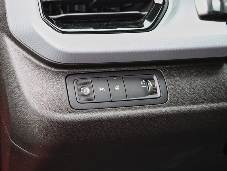 2027 Chevrolet Bolt FWD 4dr RS