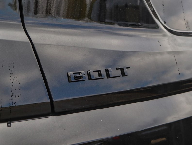 2027 Chevrolet Bolt FWD 4dr LT