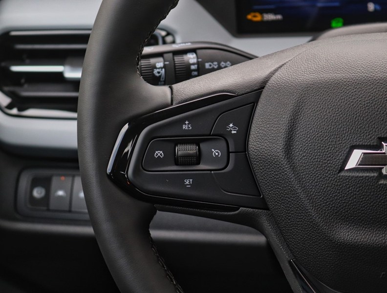 2027 Chevrolet Bolt FWD 4dr LT