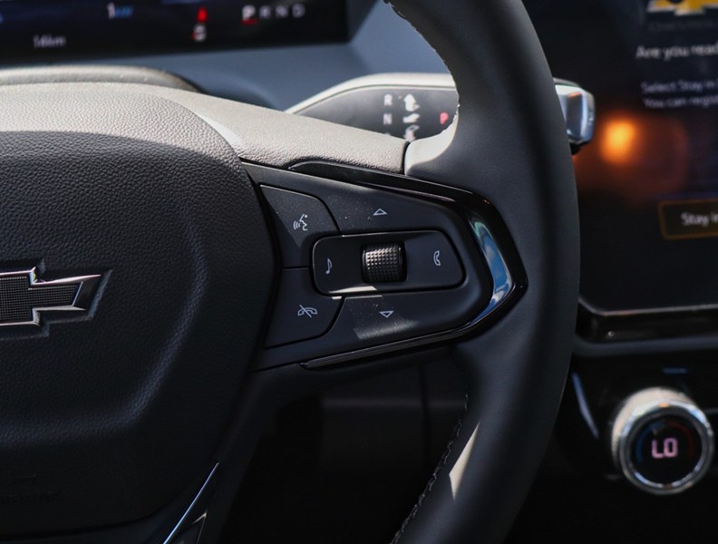 2027 Chevrolet Bolt FWD 4dr LT